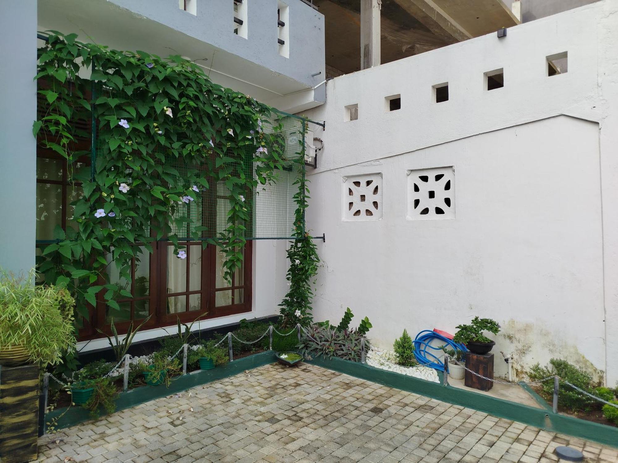 Elzangi Hotell Negombo Rom bilde